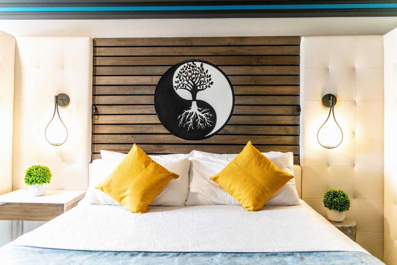 Aspire Inn Studios & Spas Bellflower Eksteriør bilde